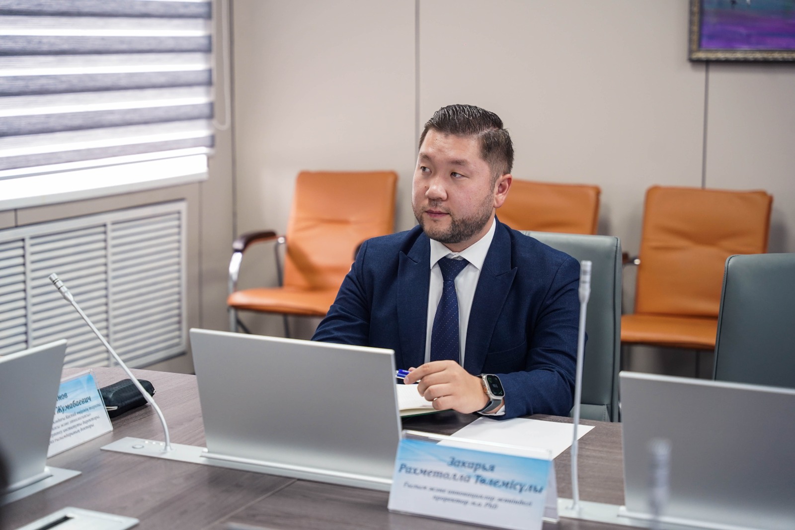 ПАРТИЯЛЫҚ ЖҮЙЕНІҢ ҚАЛЫПТАСУЫ МЕН ДАМУ КЕЗЕҢДЕРІ ТАЛҚЫЛАНДЫ