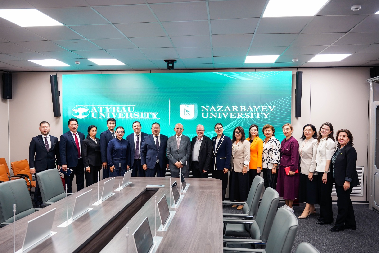 АТЫРАУ УНИВЕРСИТЕТІ МЕН NAZARBAYEV UNIVERSITY БАЙЛАНЫСЫН АРТТЫРАДЫ