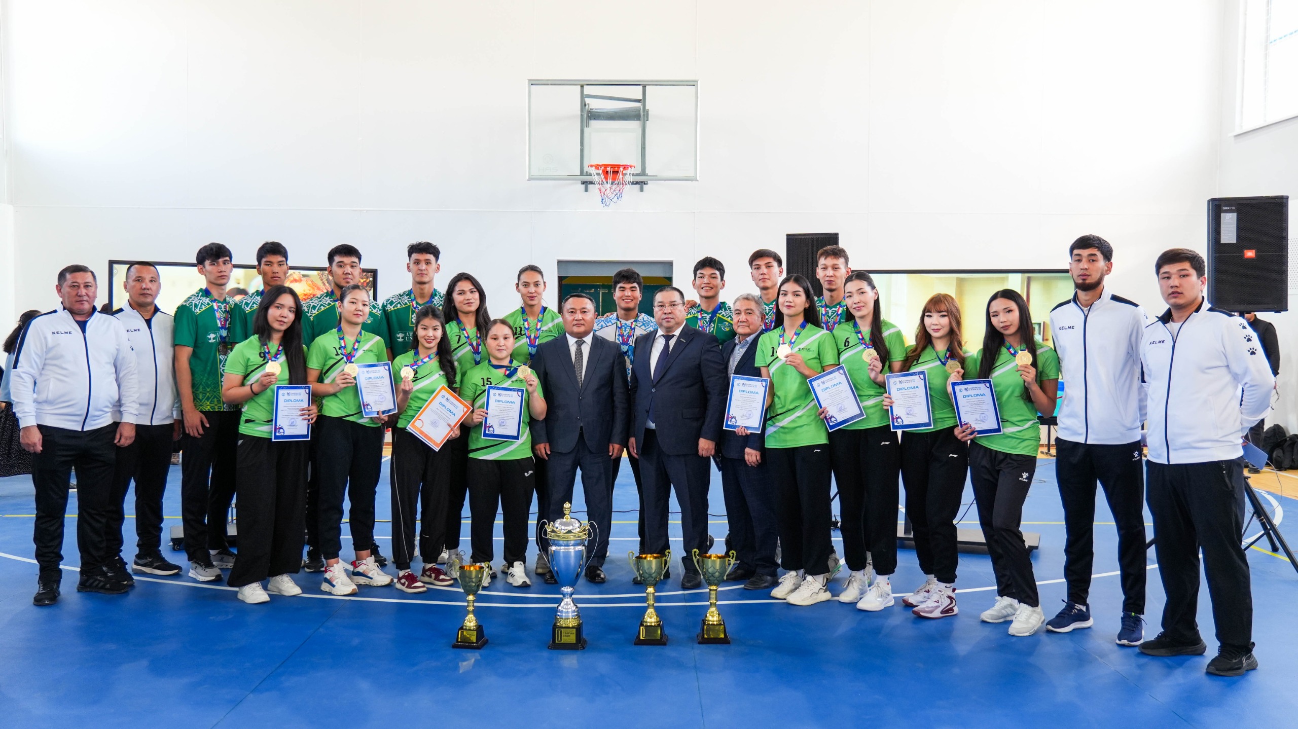 ЖЕҢІМПАЗ СТУДЕНТТЕРГЕ ЖЕҢІЛДІК ЖӘНЕ СЫЙАҚЫ БЕРІЛЕДІ