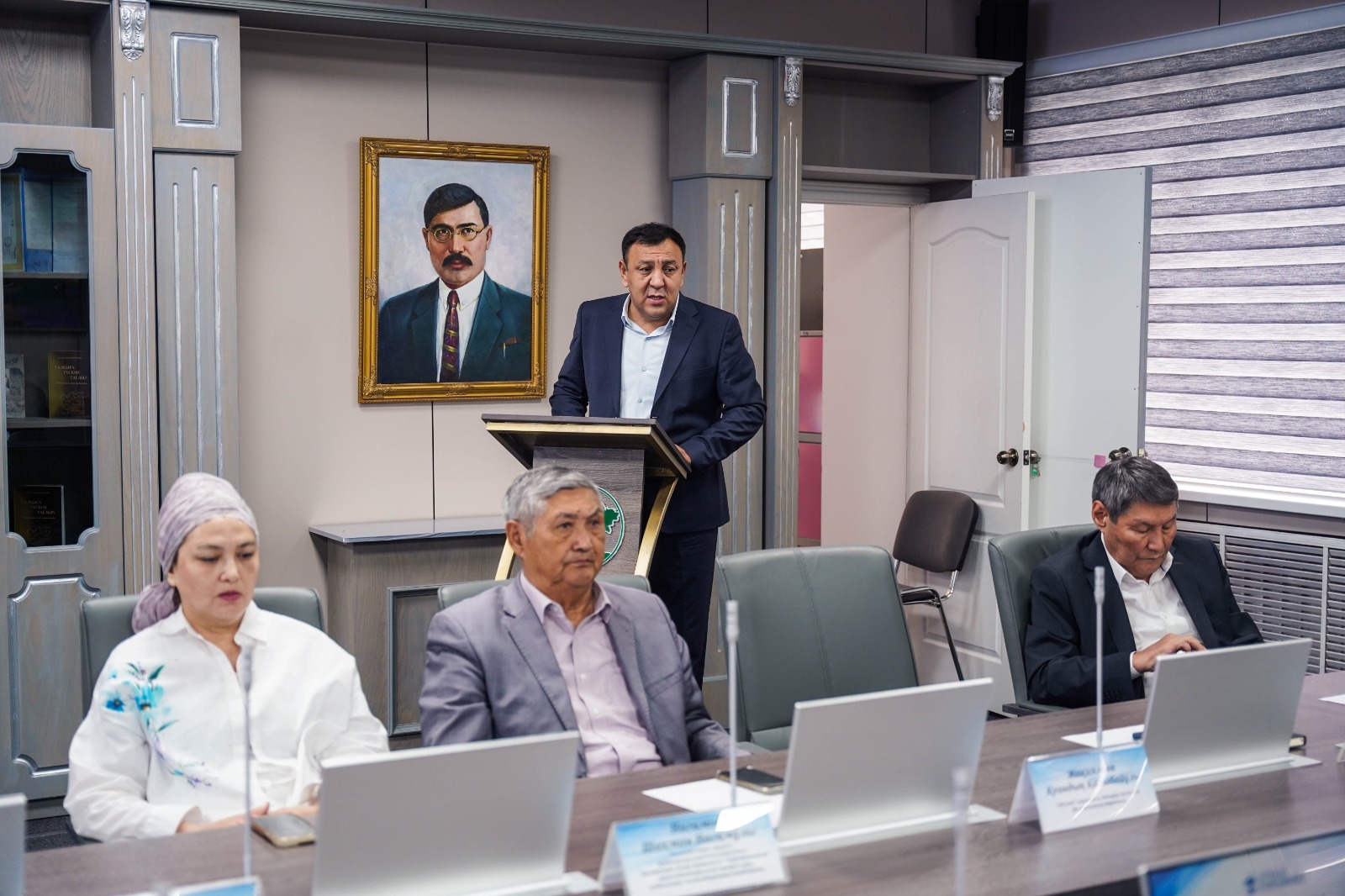 ПАРТИЯЛЫҚ ЖҮЙЕНІҢ ҚАЛЫПТАСУЫ МЕН ДАМУ КЕЗЕҢДЕРІ ТАЛҚЫЛАНДЫ