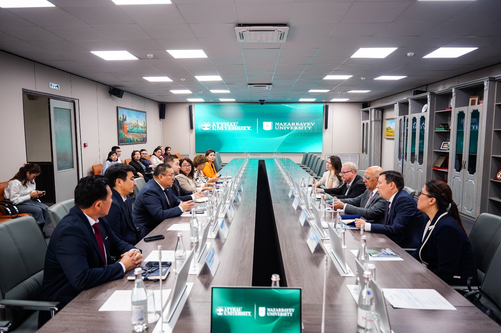 АТЫРАУ УНИВЕРСИТЕТІ МЕН NAZARBAYEV UNIVERSITY БАЙЛАНЫСЫН АРТТЫРАДЫ