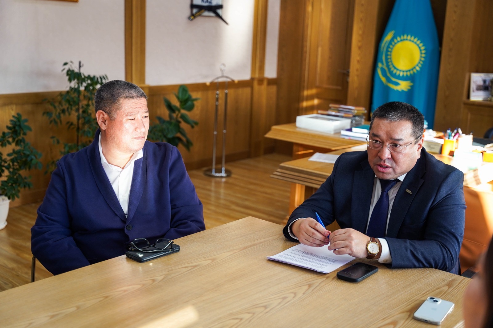 «Ұстаз» мектебінің қалыптасуына үлес қосқан педагогтерге құрмет көрсетілді