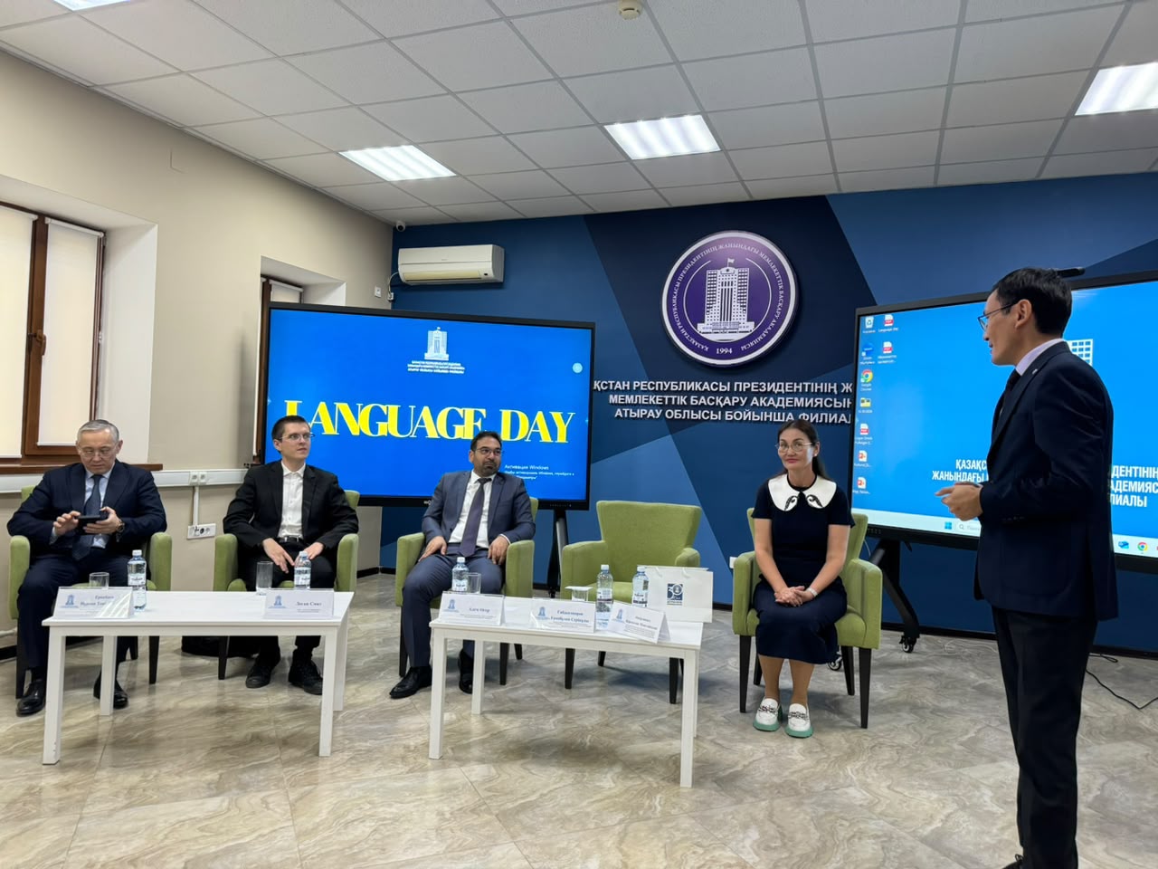МЕМЛЕКЕТТІК ҚЫЗМЕТШІЛЕРГЕ «LANGUAGE DAY» ҰЙЫМДАСТЫРЫЛДЫ