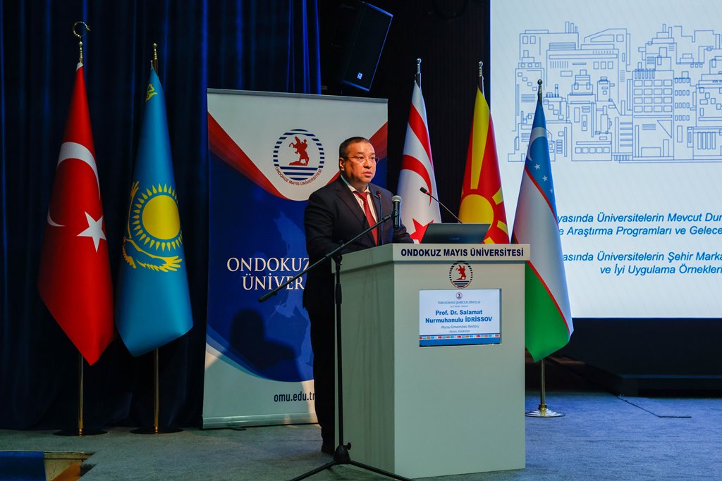 Ректор «Түркі әлемі урбанистика саммитіне» қатысты